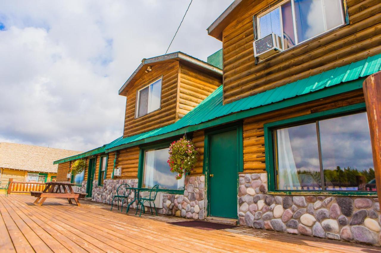 Angler'S Lodge Island Park Exterior photo